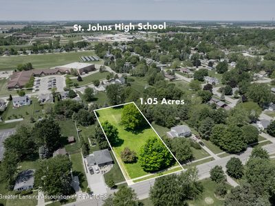1304 S Oakland St, Saint Johns, MI, 48879