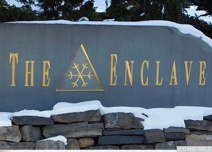 1st image of 10 Enclave North Dr #101