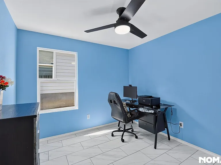 241 Payton Pl — Photo 14