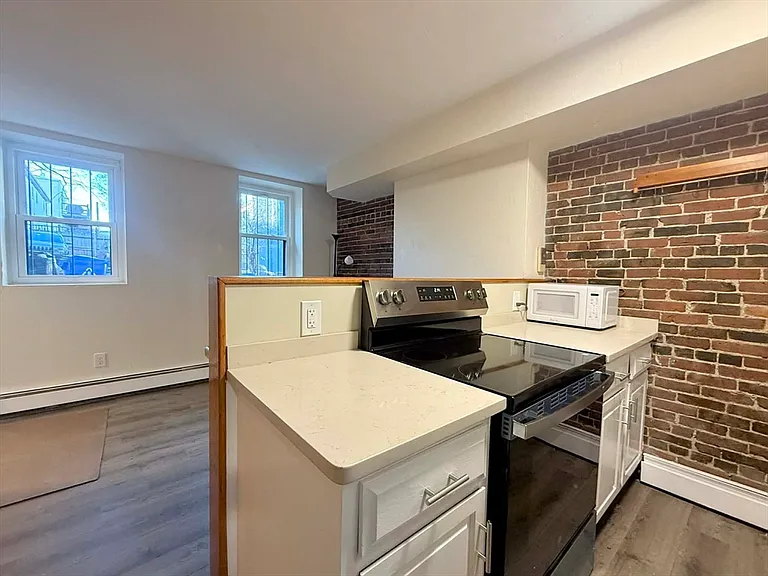 166 F St #1 — Photo 6