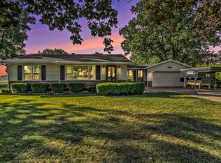 26945 Fawn River Rd, Sturgis, MI 49091