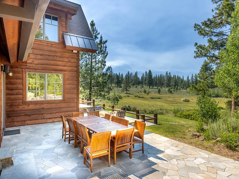 13193 Snowshoe Thompson Cir — Photo 10