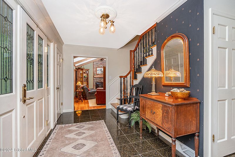 5th image of 22 Ruxton Road