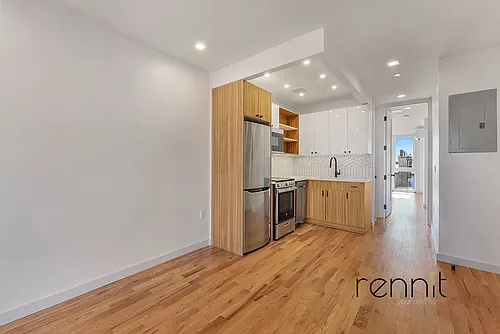 770 Lexington Ave #2C Photo 1