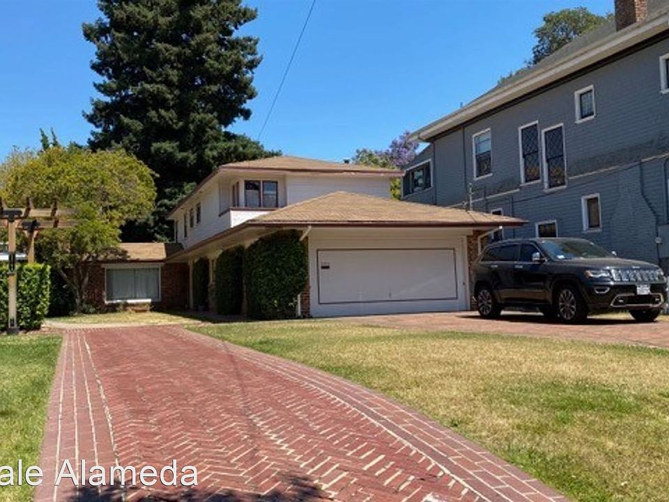 2nd image of 1232 Sherman St