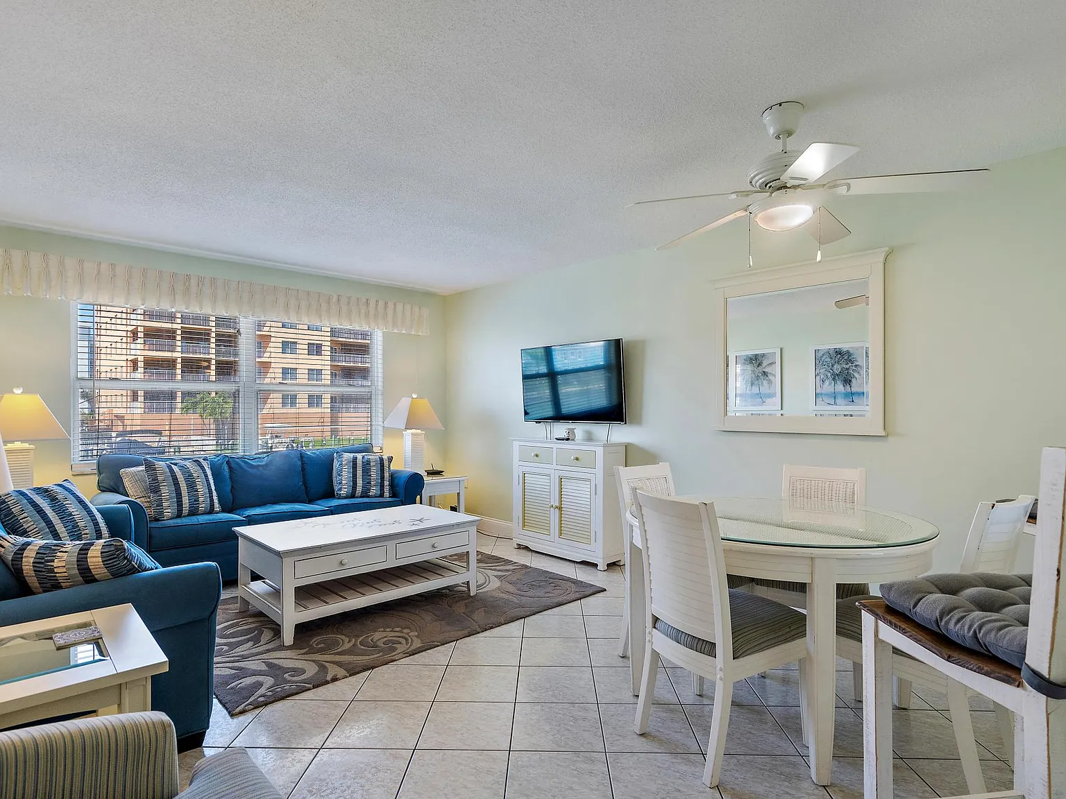 1 bed, 710 sqft, $2,100 — Photo 3