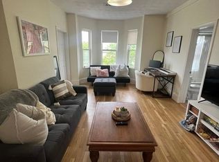481 E 6th St #3, Boston, MA 02127