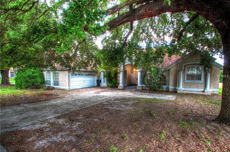 1st image of 2923 Blakely Dr