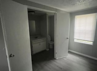 203 Birchwood Ln, New Bern, NC 28562