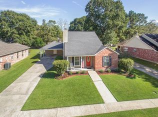 3352 Tupelo St, Zachary, LA 70791