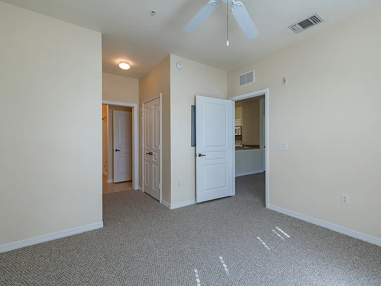 11390 US Highway 19 — Photo 15