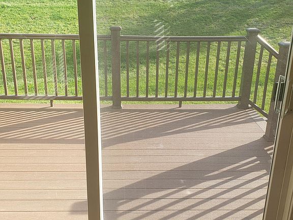 Deck main floor