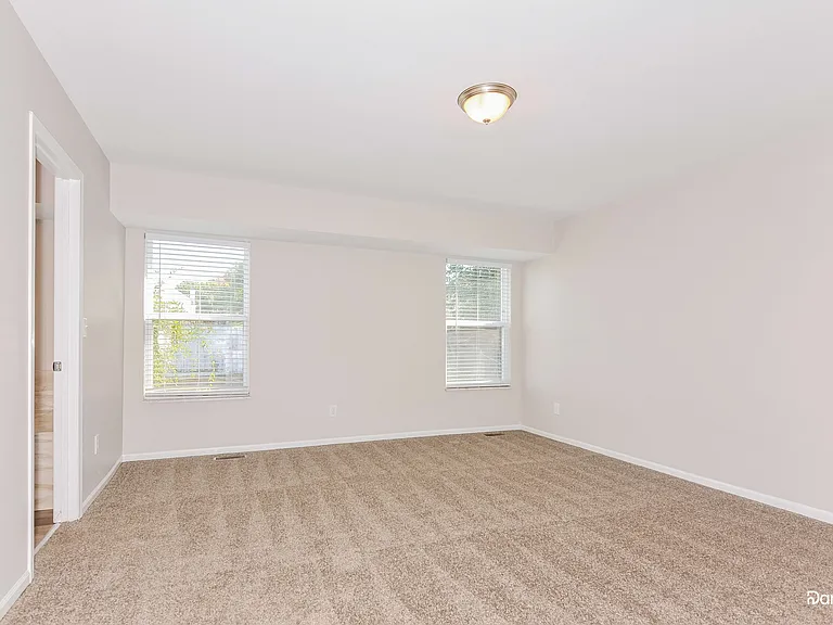 2702 Red Cedar Parc Dr S — Photo 13