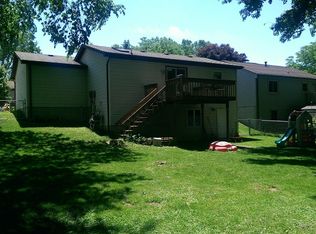 2509 Solomon Dr, Lansing, MI 48910