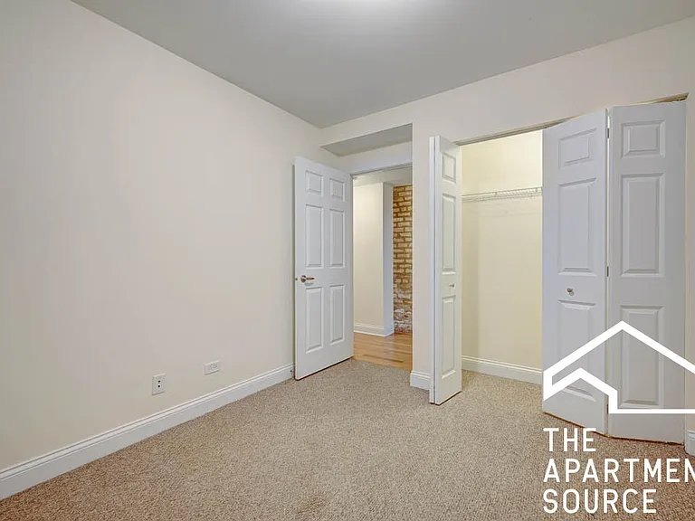 2834 N Albany Ave #G — Photo 11