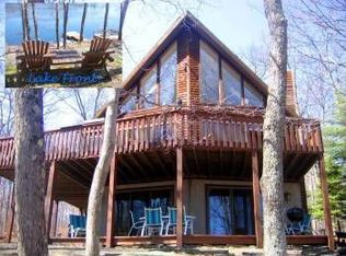 139 Stone Crop Rd, Hawley, PA 18428