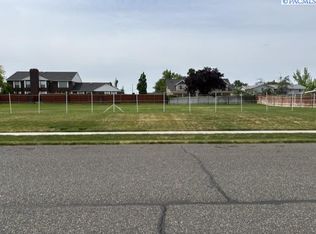 4614 Sahara Dr, Pasco, WA 99301
