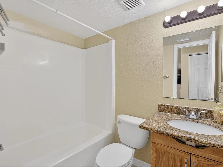 202 Red Maple Pl #202 — Photo 77