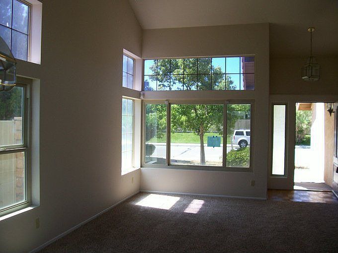1st image of 12320 Roadrunner Ln
