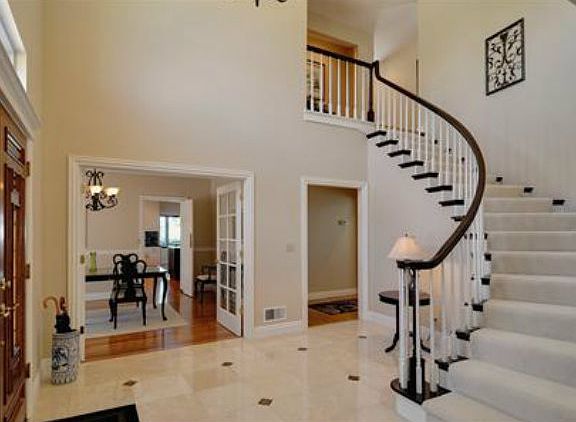 2nd image of 768 Lakemead Way
