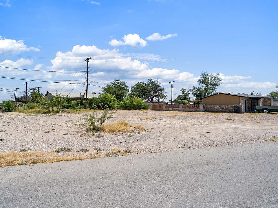 1st image of 211 Jodobo Dr #2