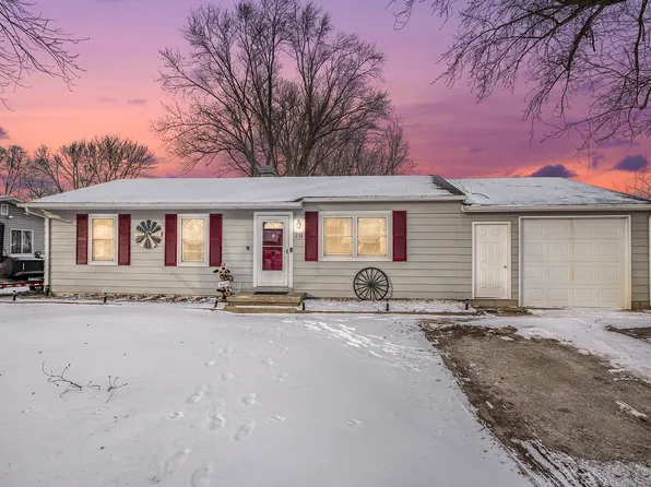 711 Southside Dr, Warsaw, IN 46580