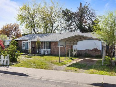 1304 W 5th St, Grandview, WA, 98930