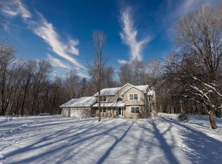 N2559 Pleasant View Ln, Waupaca, WI 54981