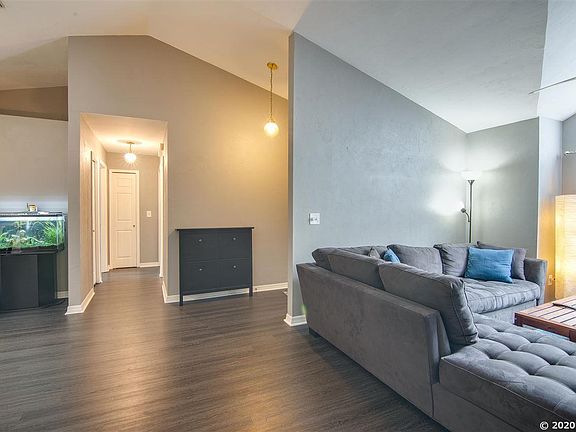 4th image of 2735 NW 52nd Pl