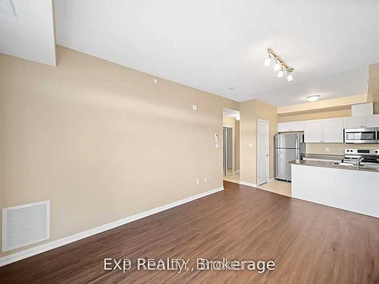 84 Aspen Springs Dr #315 — Photo 19