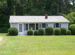1405 Lynndale Dr, Winston Salem, NC 27106