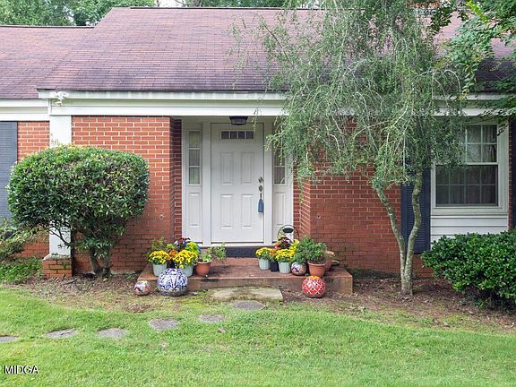 2nd image of 1859 Flintwood Dr