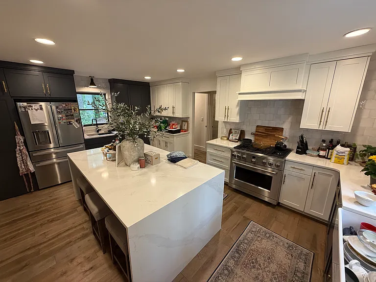 2230 Sunny Hill Rd — Photo 2