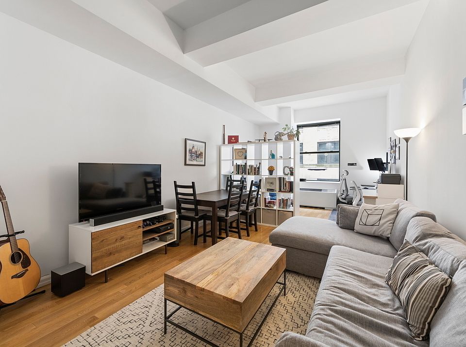1st image of 99 John St APT 322