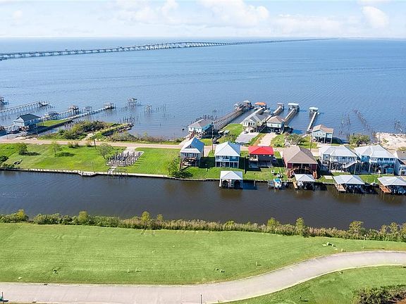 2nd image of 1404 Clipper Island Rd