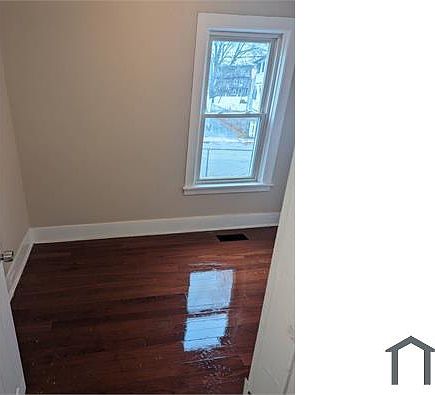 4th image of 141 Charlton St #1
