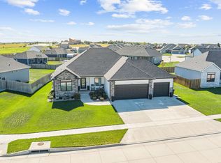 2618 Ridgehill Dr, Salina, KS 67401