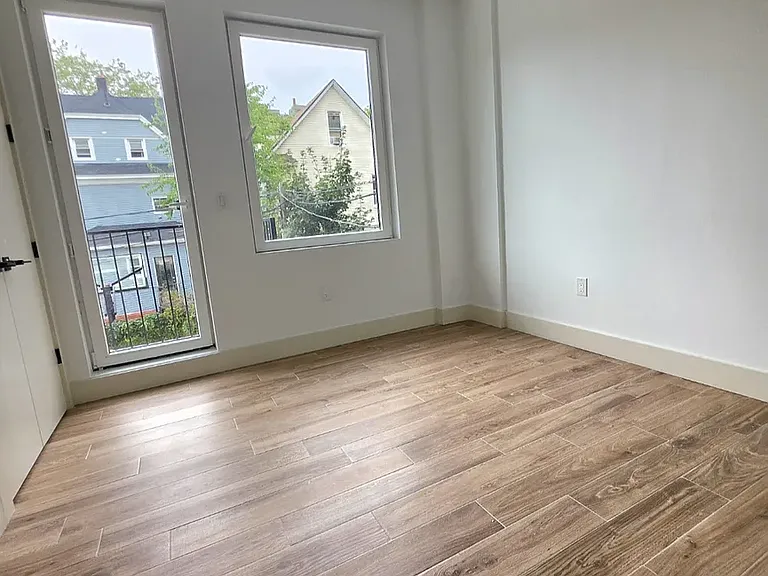 450 E 26th St #2C — Photo 13