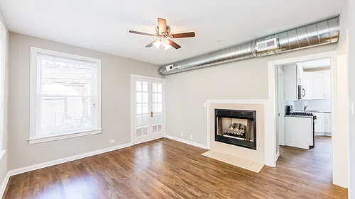 2111 W Caton St #3N Photo 1
