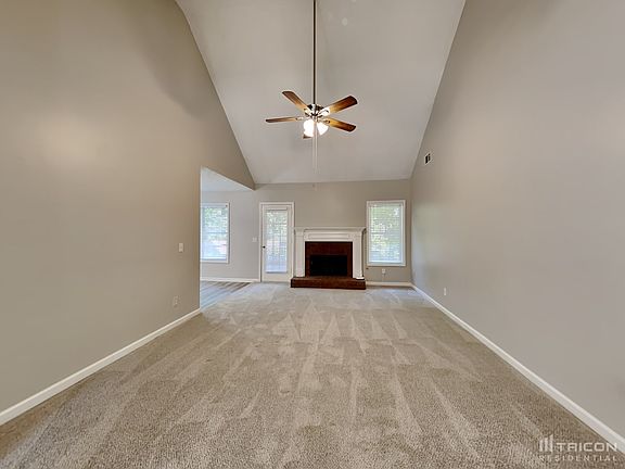 2nd image of 281 Oak Vista Ct