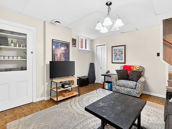 4th image of 223 Natchez St Floor 2