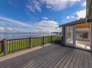 4150 Rockaway Beach Rd NE, Bainbridge Island, WA 98110