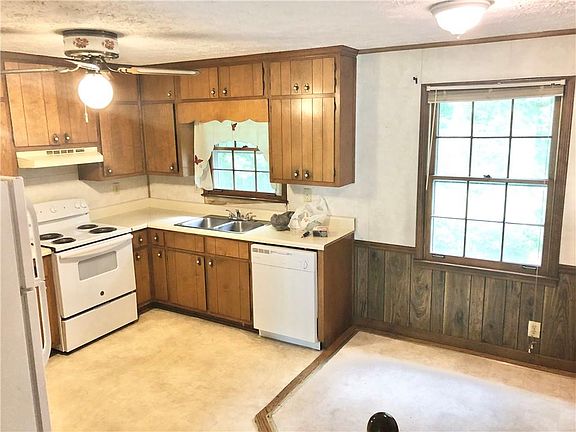 5th image of 2868 Rosemont Dr
