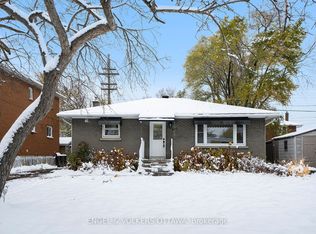465 Newman Ave #A, Ottawa, ON K1K 1N8