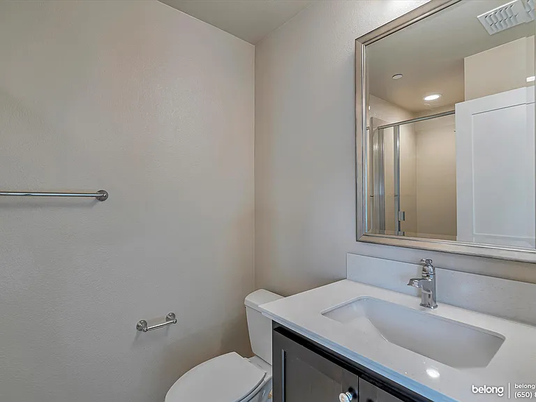 389 Basswood Cmn #10 — Photo 20
