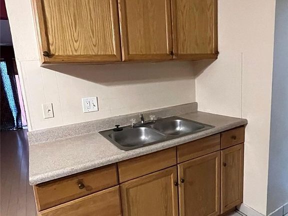 5th image of 6436 Casada Way