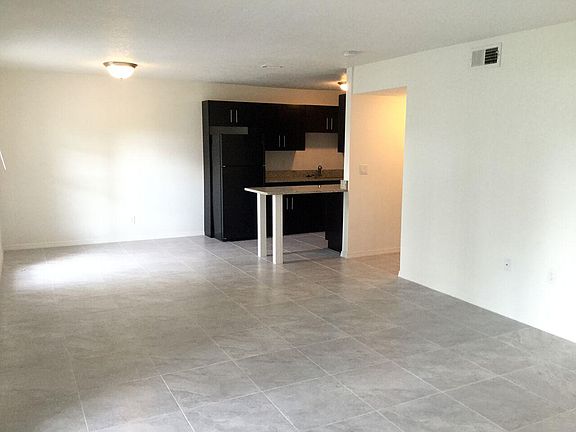 2nd image of 108 Pompano Dr SE APT A