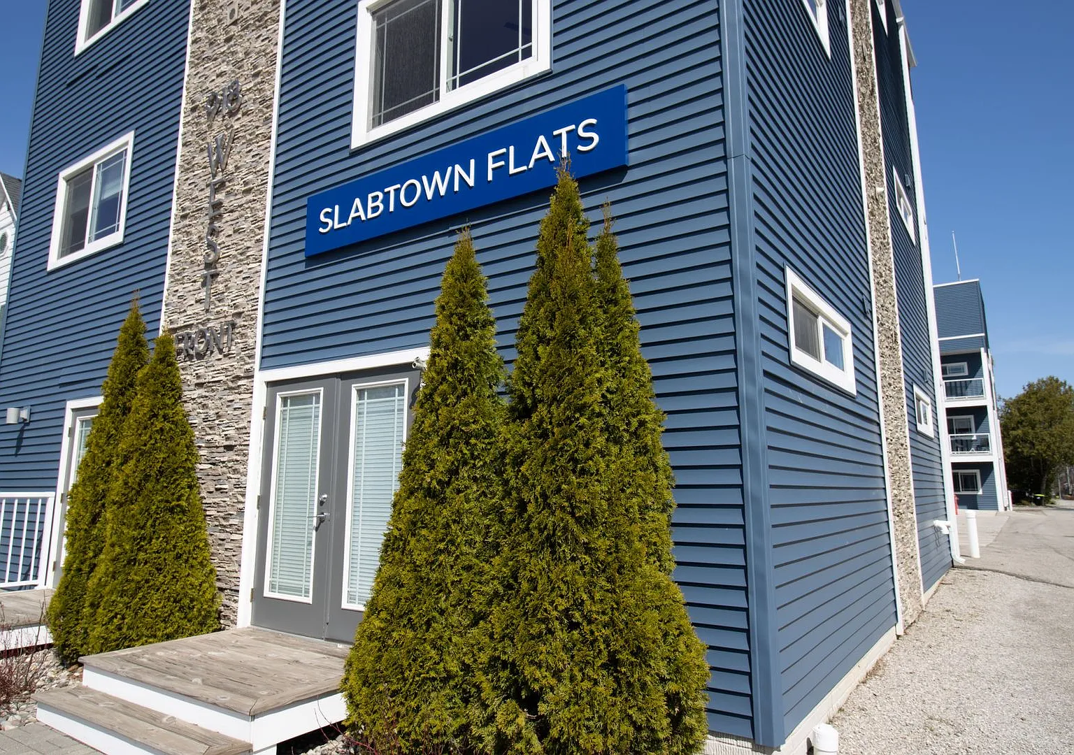 1 Bed 1 Bath in Downtown Traverse City — Photo 1