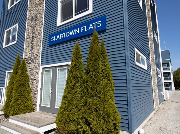 1 Bed 1 Bath in Downtown Traverse City, 918 W Front St #3, Traverse City, MI 49684