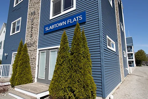 1 Bed 1 Bath in Downtown Traverse City Photo 1